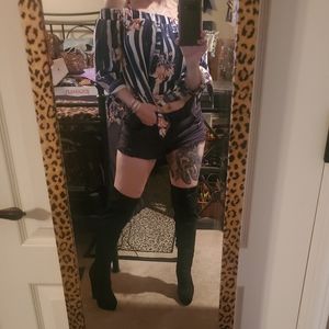 IZ Byer Floral Flowy Blouse Size XS